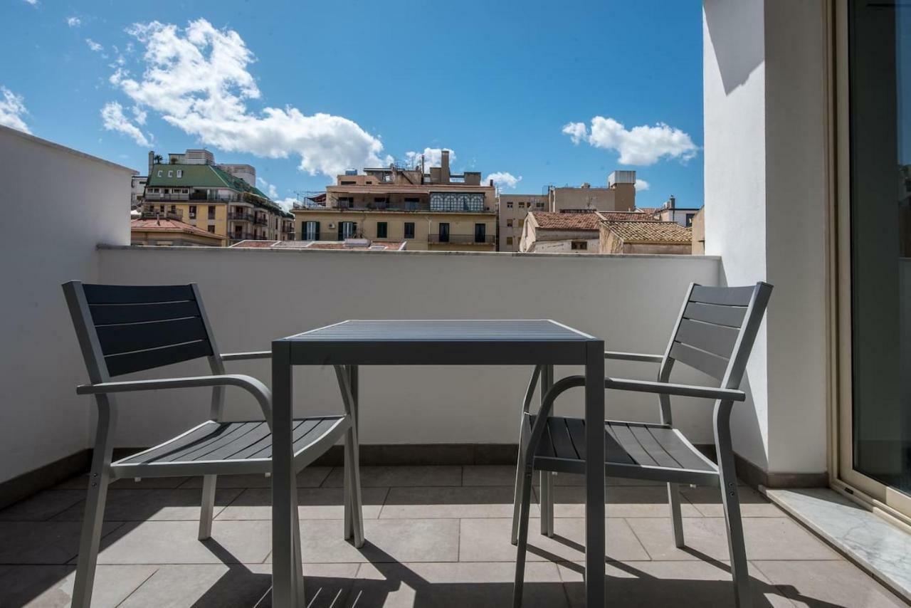 Ferienwohnung The Gray Super Attico Palermo Exterior foto